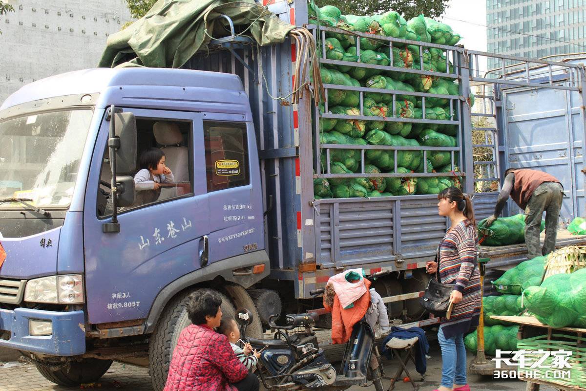 '1天仅休息1小时'&nbsp;绿通卡友彻夜'狂奔'
